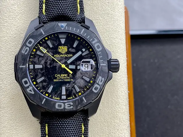 TAG Heuer TAG Heuer, 41 mm, bleu nuit tone, reference JL-TAG-3076