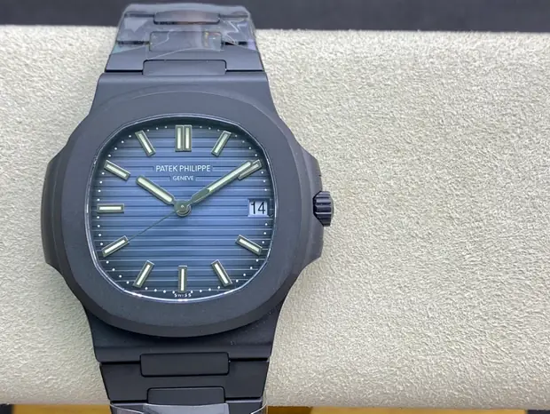 Patek Philippe Nautilus, 41 mm, bleu nuit tone, reference JL-NAU-4793