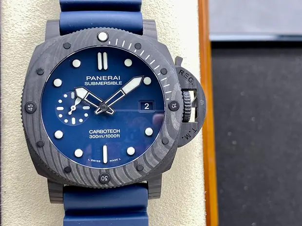 Panerai Panerai, 44 mm, bleu nuit tone, reference JL-PAN-5273