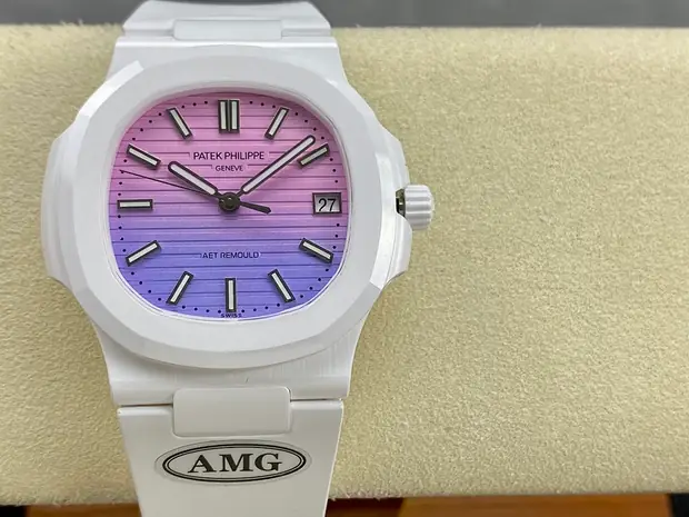 Patek Philippe Nautilus, 42 mm, bleu glacier tone, reference JL-NAU-9775
