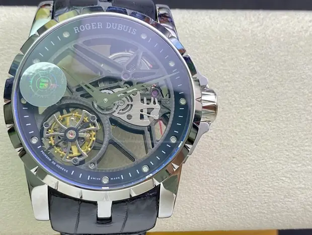Roger Dubuis Roger Dubuis, 47 mm, silver sunray tone, reference JL-ROG-7501