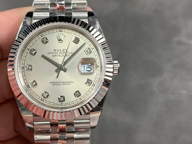 Rolex Datejust 41, 41 mm, silver sunray tone, reference JL-DAT-5156