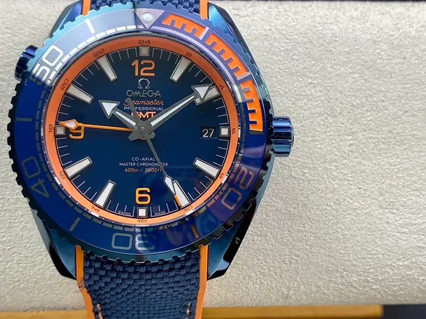 Omega Omega, 39 mm, bleu nuit tone, reference JL-OME-3306