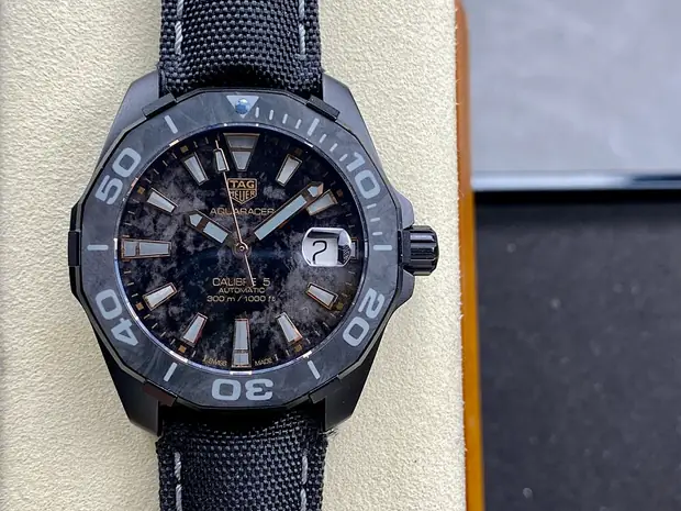 TAG Heuer TAG Heuer, 42 mm, bleu nuit tone, reference JL-TAG-8125