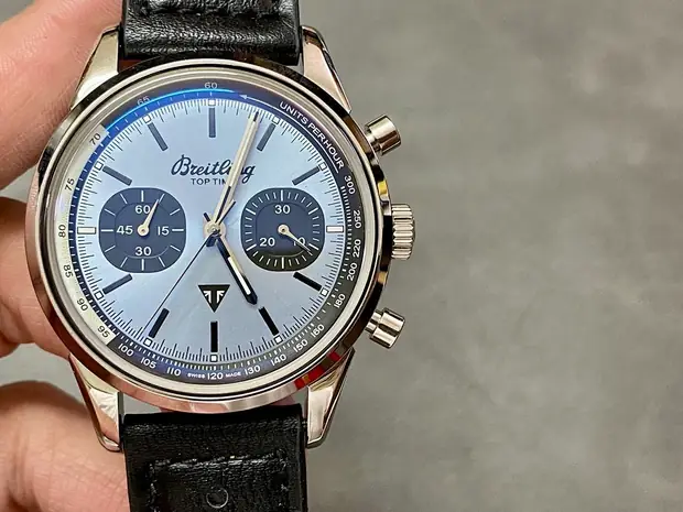 Breitling Breitling, 44 mm, silver sunray tone, reference JL-BRE-8490
