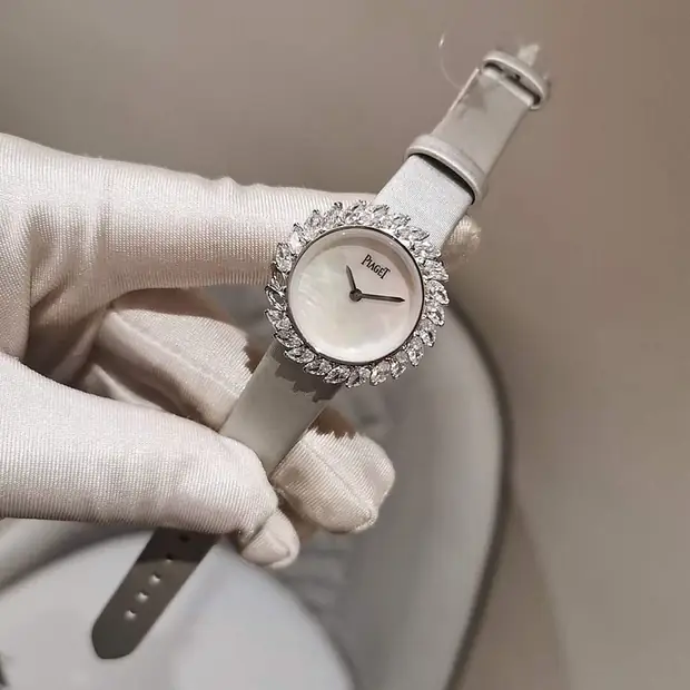 Piaget Piaget, 40 mm, silver sunray tone, reference JL-PIA-9768