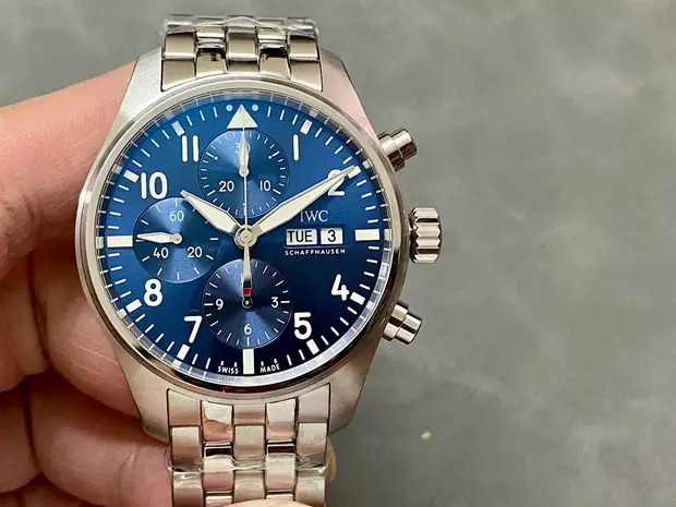 IWC IWC Schaffhausen, 43 mm, bleu nuit tone, reference JL-IWC-5829
