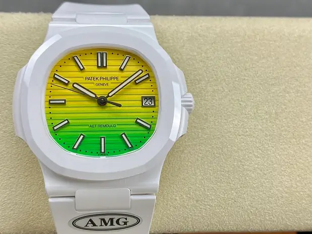 Patek Philippe Nautilus, 42 mm, vert d'eau tone, reference JL-NAU-3014