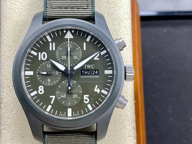 IWC IWC Schaffhausen, 43 mm, graphite tone, reference JL-IWC-7284