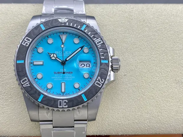 Rolex Submariner, 41 mm, bleu nuit tone, reference JL-SUB-6372