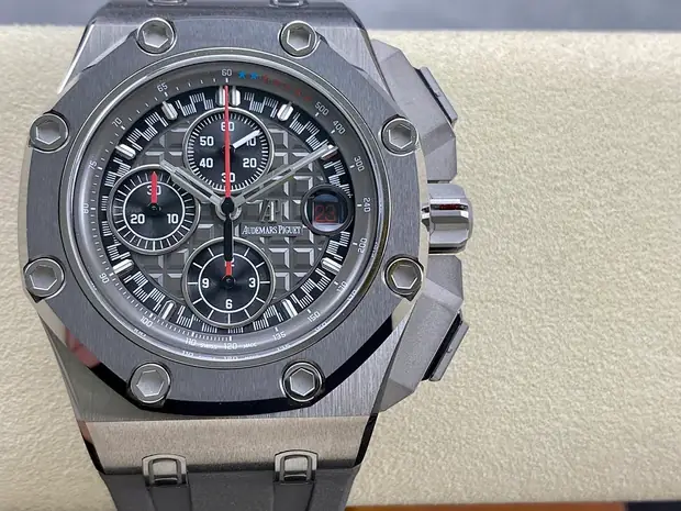 Audemars Piguet Royal Oak, 42 mm, graphite tone, reference JL-ROY-7031