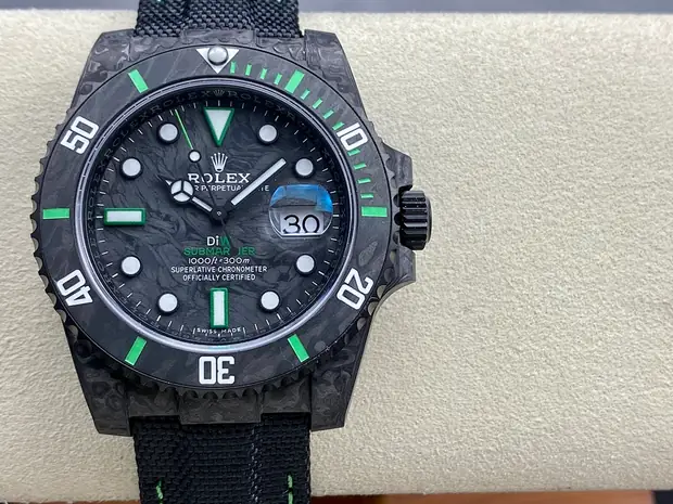 Rolex Submariner, 40 mm, bleu nuit tone, reference JL-SUB-3945