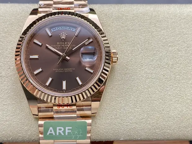 Rolex Datejust 41, 41 mm, bordeaux tone, reference JL-DAT-3532
