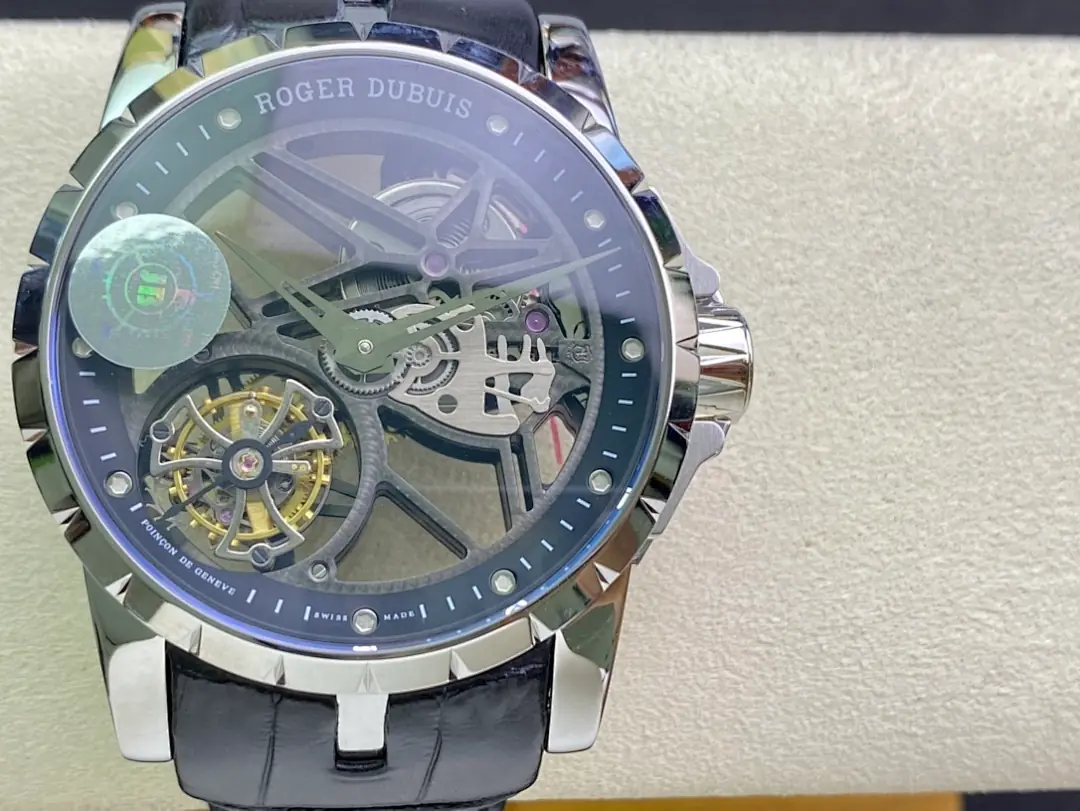 Roger Dubuis Roger Dubuis, 47 mm, silver sunray tone, reference JL-ROG-7501