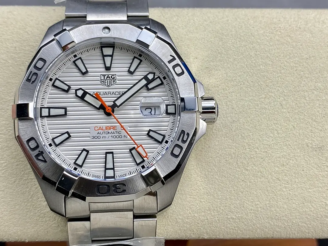 TAG Heuer TAG Heuer, 41 mm, silver sunray tone, reference JL-TAG-3610