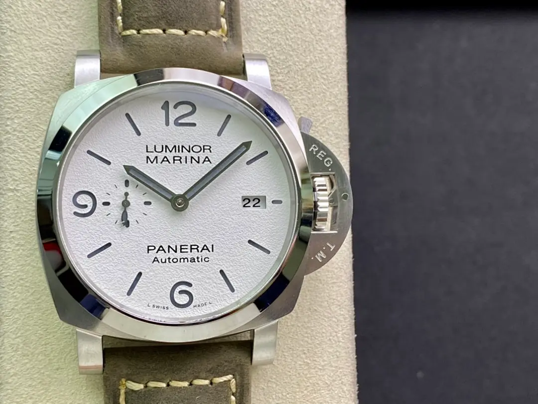 Panerai Panerai, 42 mm, silver sunray tone, reference JL-PAN-8210