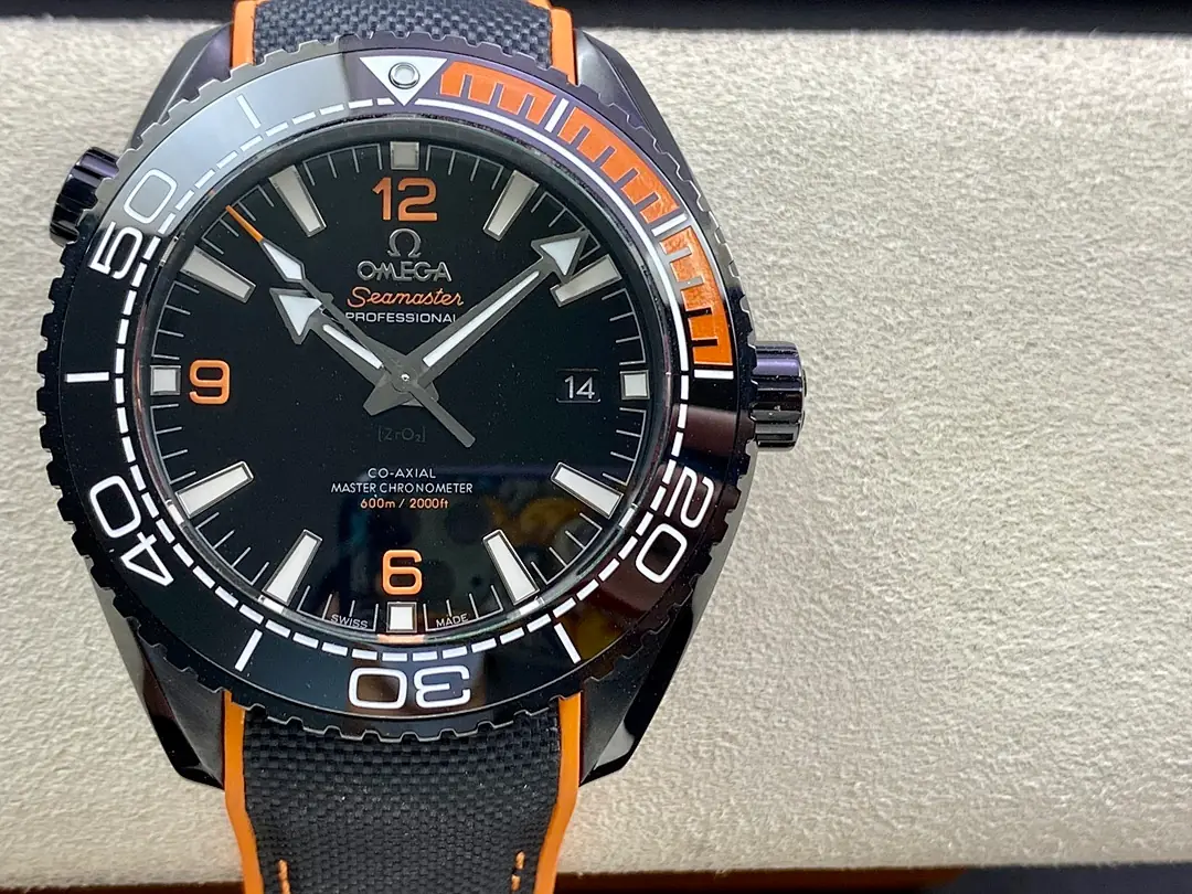 Omega Omega, 42 mm, noir tone, reference JL-OME-1422