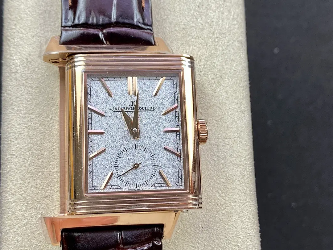 Jaeger-LeCoultre Jaeger-LeCoultre, 38 mm, silver sunray tone, reference JL-JAE-4587