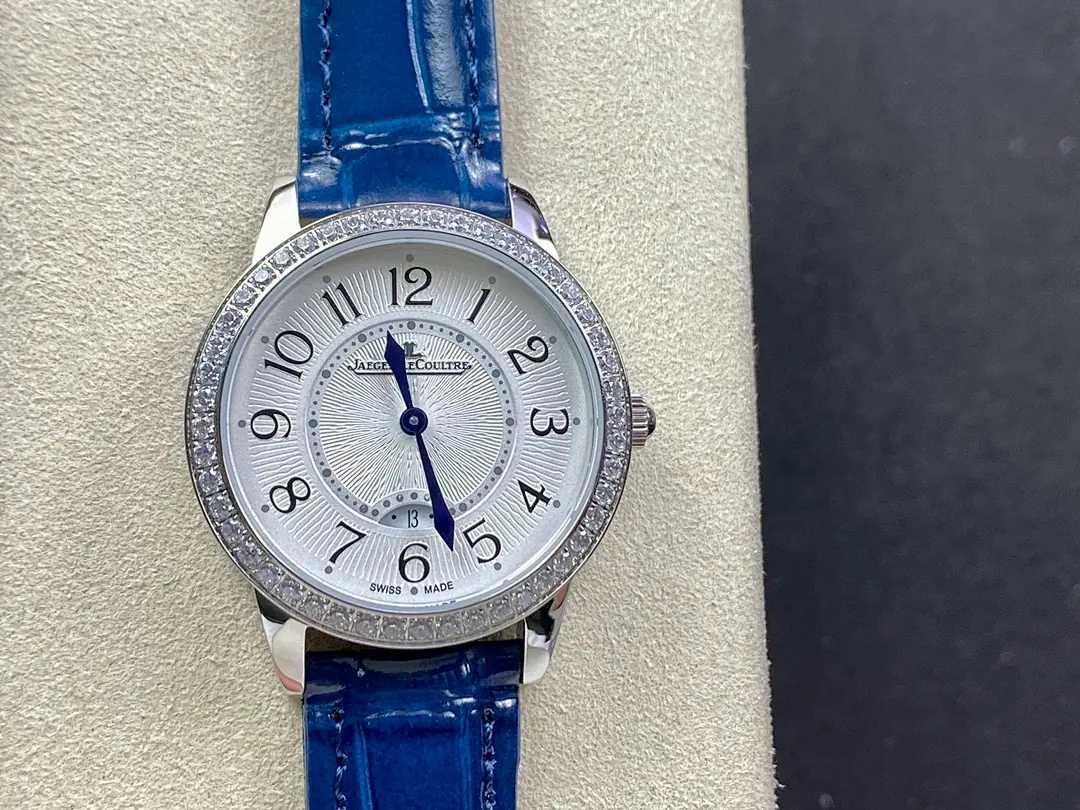 Jaeger-LeCoultre Jaeger-LeCoultre, 40 mm, silver sunray tone, reference JL-JAE-3982